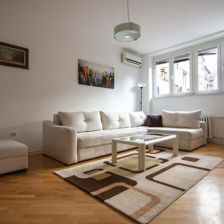 Daire Beautiful Centre Apartment! Saraybosna