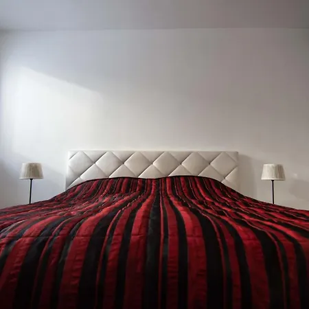 Daire Beautiful Centre Apartment! *