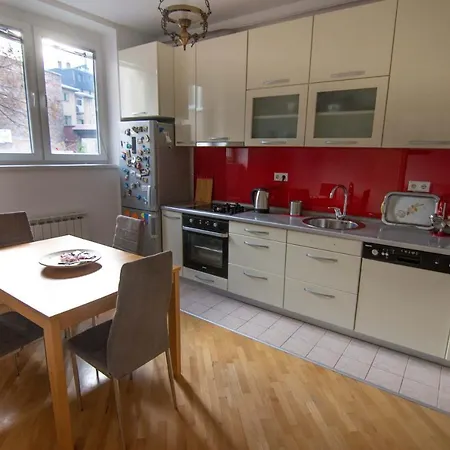 Beautiful Centre Apartment! *