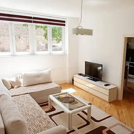 Beautiful Centre Apartment! * سراييفو