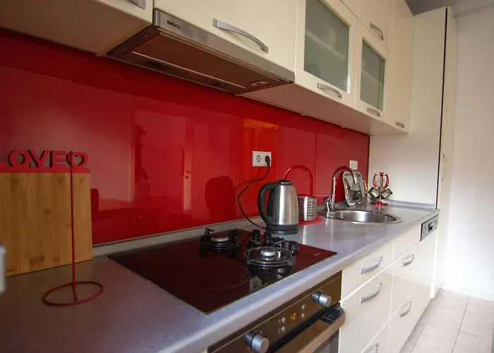 Beautiful Centre Apartment!